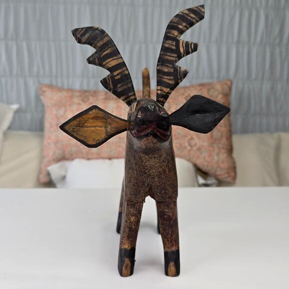 Vintage Hand Carved Wood Folk Art Reindeer Happy Goofy Fun Holidays 11" - Picture 8 of 11